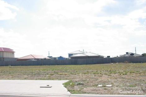 Property photo of 2/101-103 Waratah Drive Altona Meadows VIC 3028