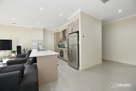 Property photo of 3 Kirkstead Grove Craigieburn VIC 3064