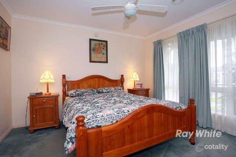 Property photo of 19 Scotsdale Drive Cranbourne East VIC 3977