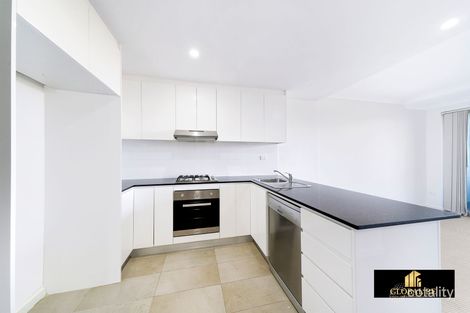 Property photo of 324/17-21 The Crescent Fairfield NSW 2165