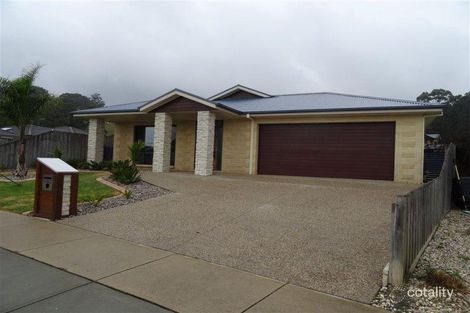 Property photo of 63 Vincent Boulevard Trafalgar VIC 3824