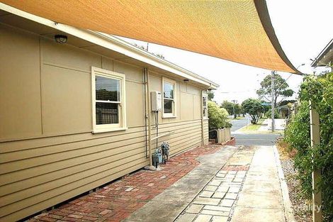 Property photo of 35 Edithvale Road Edithvale VIC 3196
