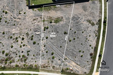 Property photo of 17 Allora Circuit Nords Wharf NSW 2281