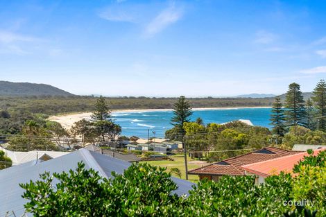 6 Gowing St, Crescent Head, NSW 2440