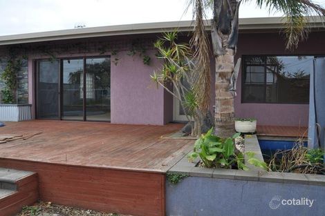 6 James Ave, Victor Harbor, SA 5211