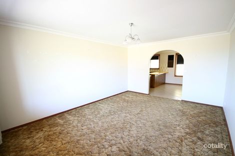 Property photo of 40 Alder Place Dubbo NSW 2830