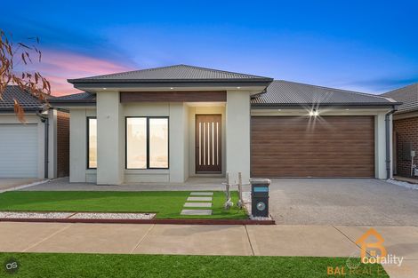 44 Jester Dr, Cobblebank, VIC 3338