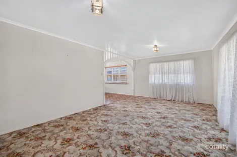 Property photo of 92 Centaur Street Kippa-Ring QLD 4021