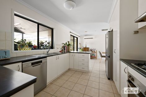 Property photo of 5 Pitcher Place West Wodonga VIC 3690
