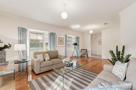 Property photo of 2 Clegg Grove Ringwood VIC 3134