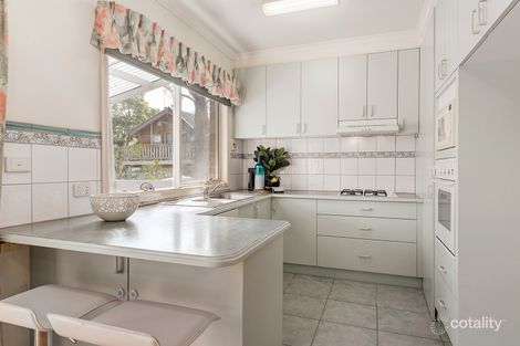 Property photo of 2 Clegg Grove Ringwood VIC 3134
