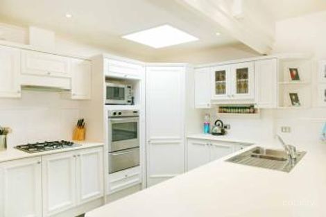 Property photo of 16 Segtoune Street Kew VIC 3101