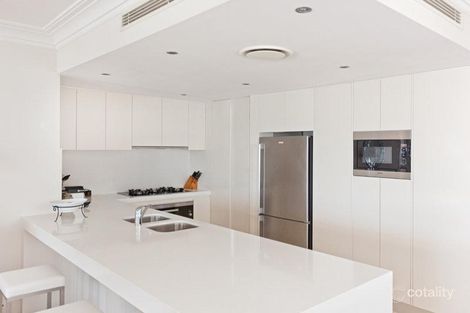 Property photo of 17/180 Pacific Parade Dee Why NSW 2099