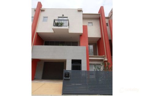 43 Wingfield St, Footscray, VIC 3011