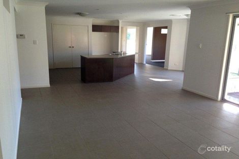 Property photo of 18 Azure Avenue Redland Bay QLD 4165