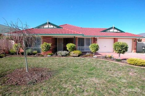 Property photo of 25 Waterford Avenue Craigieburn VIC 3064