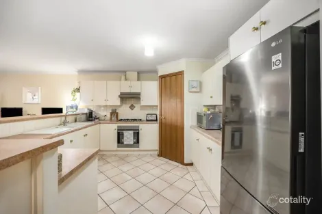Property photo of 43 Lynton Avenue Gilles Plains SA 5086