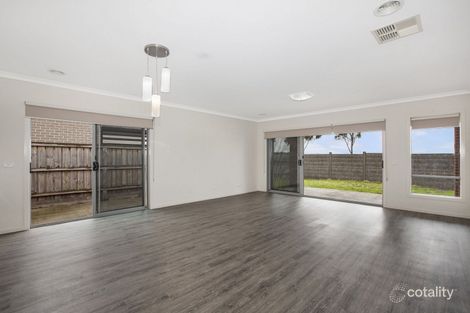 Property photo of 21 Palladium Circle Beveridge VIC 3753