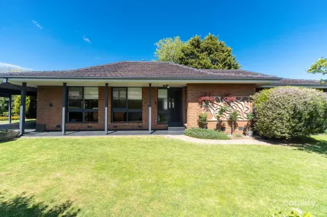 Property photo of 5 Maxwell Court Seaford VIC 3198