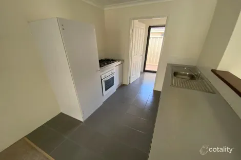 Property photo of 5 Vixon Court Stratton WA 6056