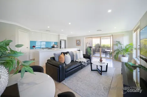 Property photo of 4 Mendel Drive Kelso NSW 2795