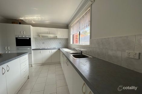 Property photo of 14 Alamanda Way Cranbourne North VIC 3977