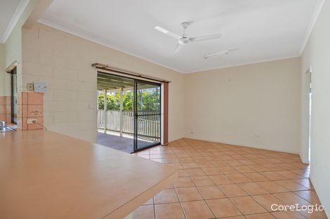 Property photo of 2 Yellowpatch Avenue Clinton QLD 4680