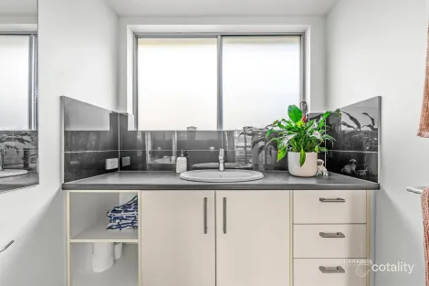 Property photo of 39 Netherby Rise Sunrise Beach QLD 4567