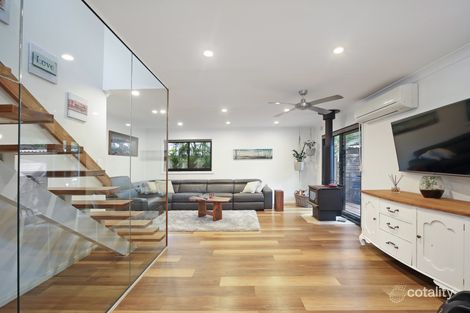 Property photo of 20 Narrawa Avenue Erina NSW 2250