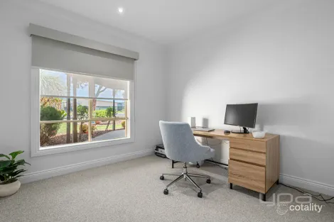 Property photo of 238 Clarkes Road Brookfield VIC 3338