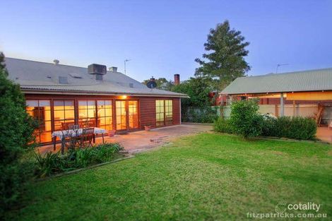 Property photo of 38 Brookong Avenue Wagga Wagga NSW 2650