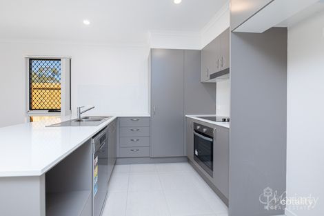 Property photo of 1/39 Grey Crescent Narangba QLD 4504