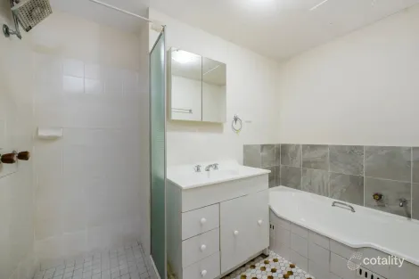Property photo of 27/28-34 Ocean Parade The Entrance NSW 2261