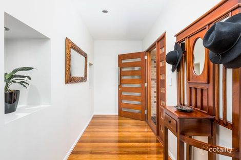 Property photo of 12 Banbury Court Willowbank QLD 4306