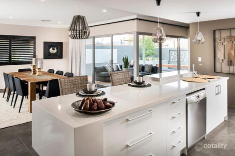 Property photo of 8 Mangowine Close Heathridge WA 6027