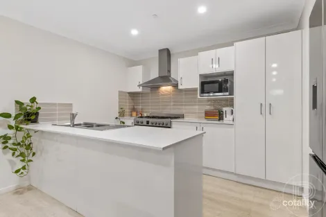 Property photo of 8 Diamantina Street Holmview QLD 4207