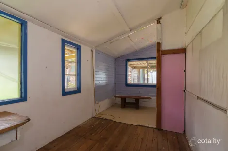 Property photo of 328 Marinis Road Glen Aplin QLD 4381