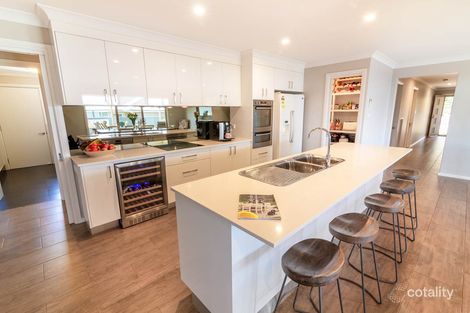 Property photo of 52 Carwoola Drive Orange NSW 2800