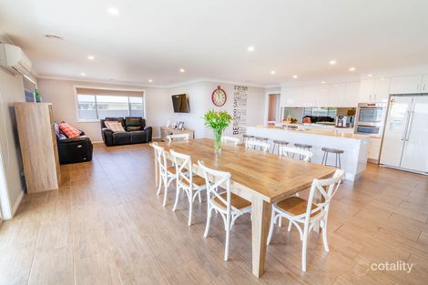 Property photo of 52 Carwoola Drive Orange NSW 2800