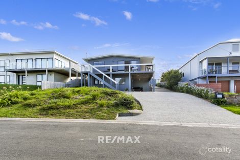 Property photo of 17 Cross Street Lake Tyers Beach VIC 3909