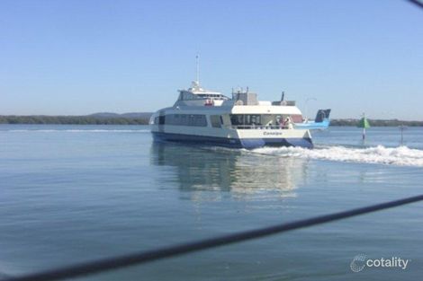 Property photo of 192 Lucas Drive Lamb Island QLD 4184