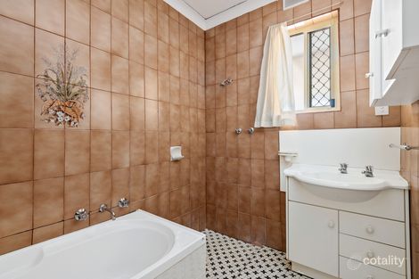 Property photo of 11 Lily Avenue Seaton SA 5023