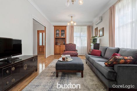 Property photo of 30 Wallace Road Burwood VIC 3125