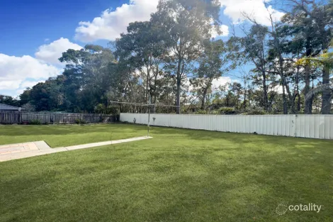 Property photo of 64 Gavin Way Lake Haven NSW 2263