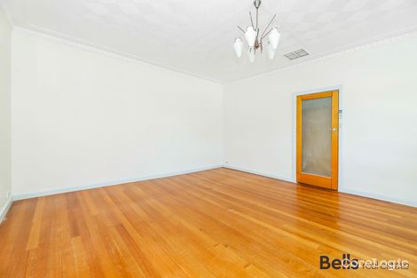 Property photo of 35 Holt Street Ardeer VIC 3022