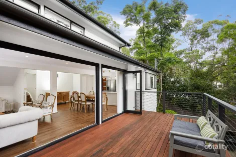 8 Crestwood Ave, Thornleigh, NSW 2120