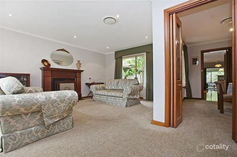 Property photo of 40 Calomba Crescent Happy Valley SA 5159