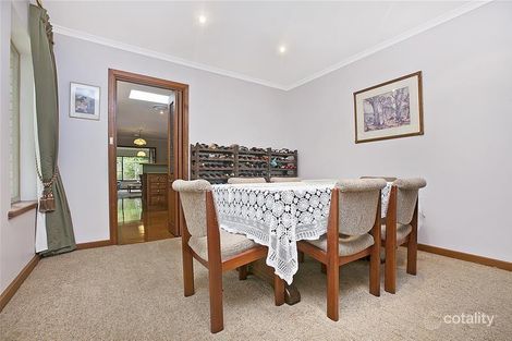 Property photo of 40 Calomba Crescent Happy Valley SA 5159