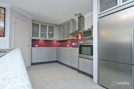 Property photo of 24 Jindare Loop Carramar WA 6031