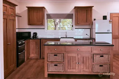 3 Colyer Ave, Nowra, NSW 2541